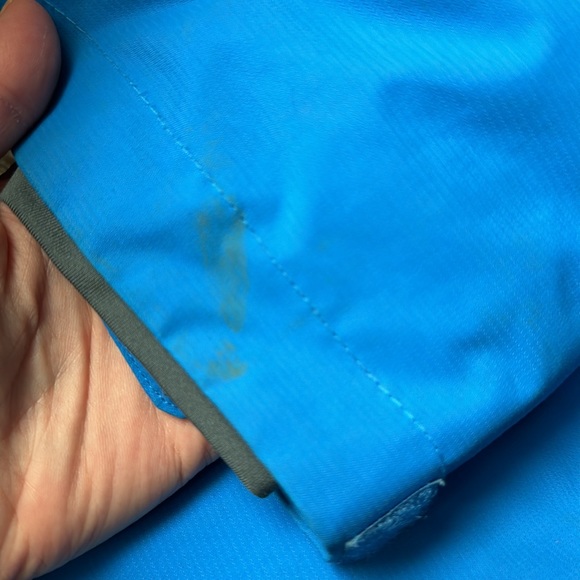 Men’s Columbia Insulated Rain Coat ***Men’s Style Host Pick*** - Picture 8 of 10